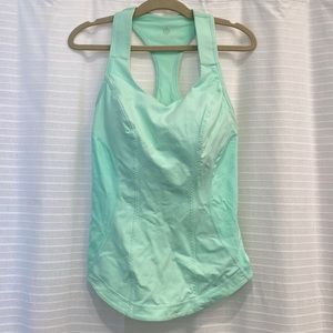 NWOT Lululemon workout top